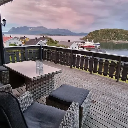 House With A Great View! Skjervoy