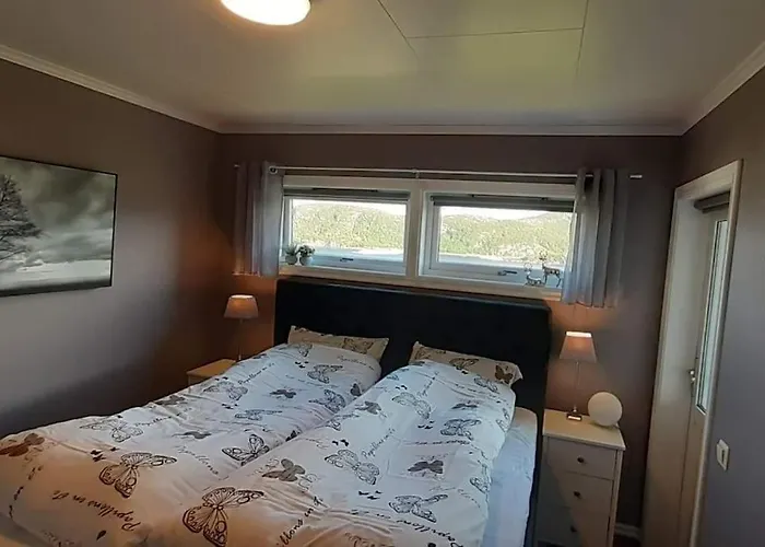 Apartman House With A Great View! Skjervøy