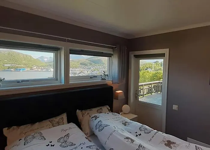 House With A Great View! Apartman Skjervøy