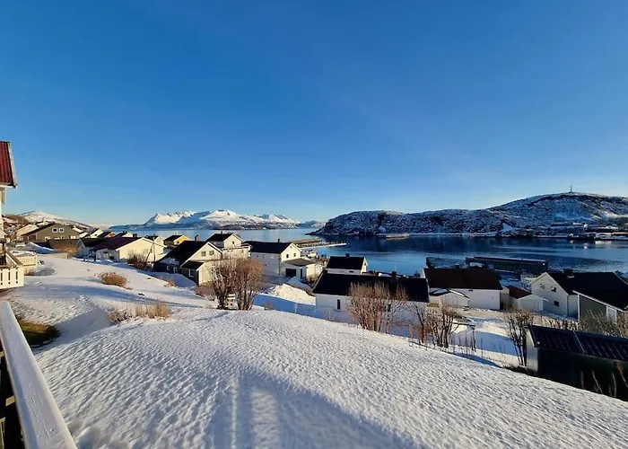 House With A Great View! *