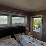 House With A Great View! Апартаменты Skjervoy