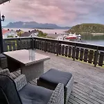 House With A Great View! Skjervoy